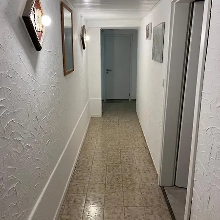 Апартаменты Souterrain In Der Naehe Vom Duesseldorfer Flughafen Ратинген