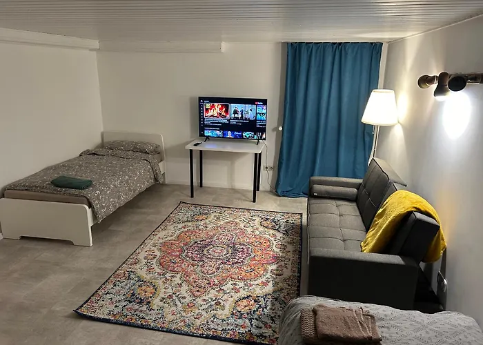 Souterrain In Der Naehe Vom Duesseldorfer Flughafen Ratingen